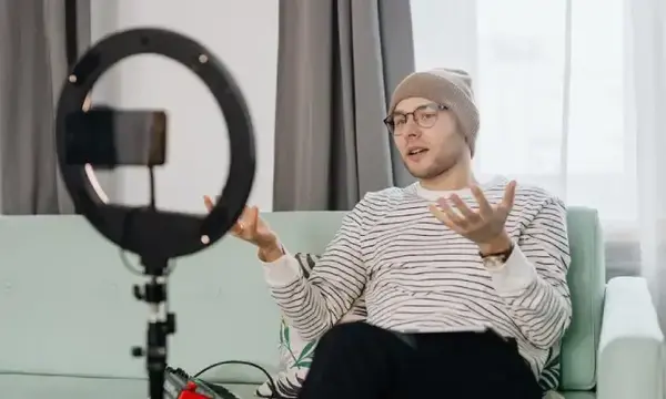 Ingin Mendapatkan Lebih Banyak Target Jamaah? Coba Terapkan Micro Influencer Marketing!